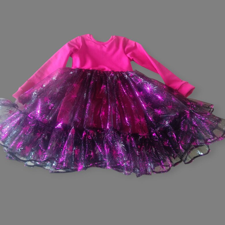 Kleita ”Zirneklīši” 